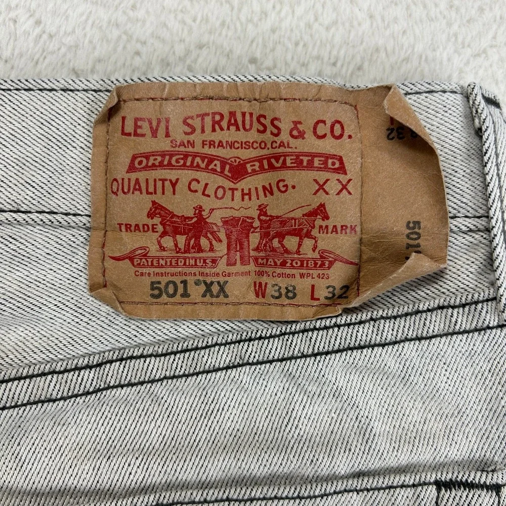 Levi's 501 XX Straight Fit Jeans Mens 38x32 White Twill Button Fly Pockets READ